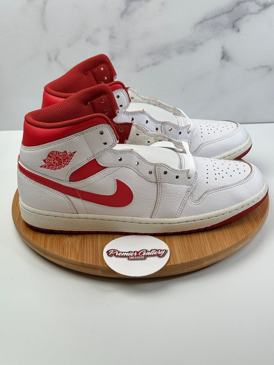 Jordan 1 Mid SE Dune Red (2024)